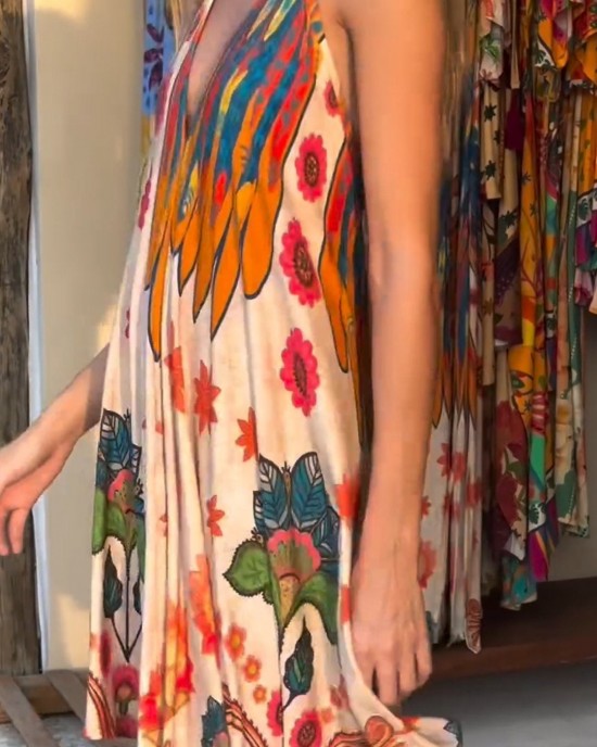 Resort Style Deep V-neck Backless Printed Dress Resort Style Deep V-neck Backless Printed Dress